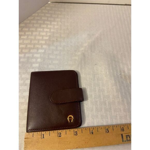 Aigner Etienne ID Card holder burgundy 4x3.5” - Picture 1 of 3